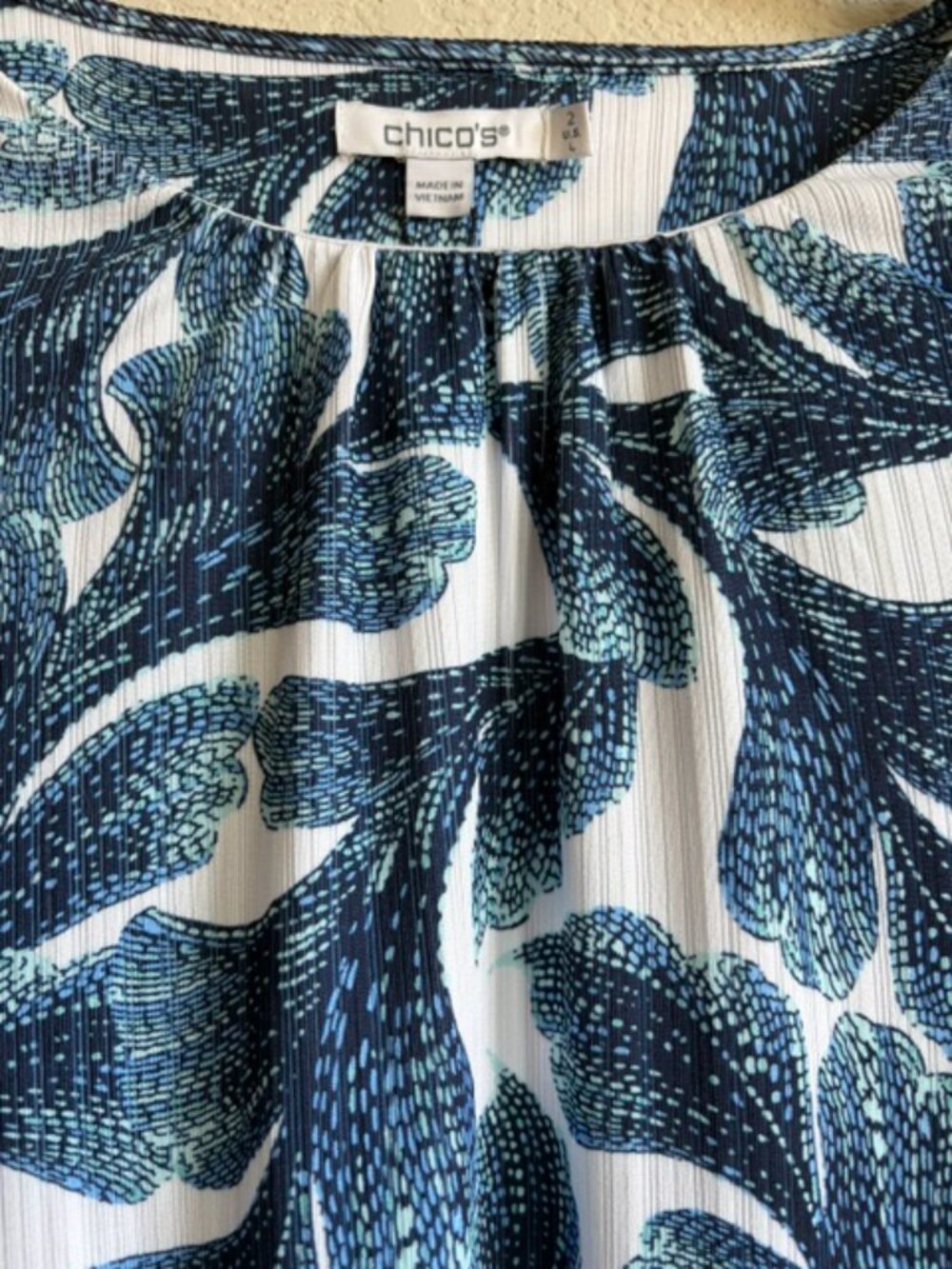 NWT Chico's Drift Gathered Neck Long Sleeve Blue Top Size 2/Large Classic Casual - Picture 3 of 10